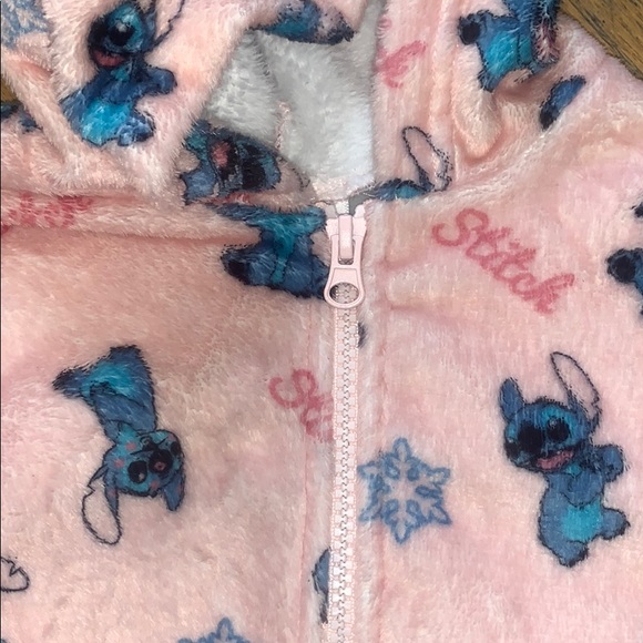Disney stitch girl cozy sweater size 5 - Picture 2 of 5
